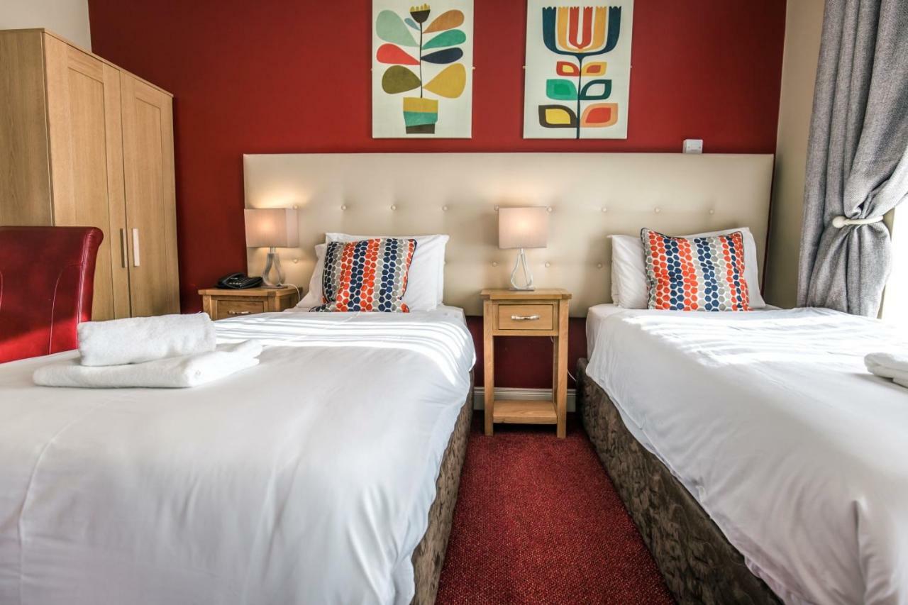 Mc Kevitts Village Hotel Carlingford Eksteriør bilde