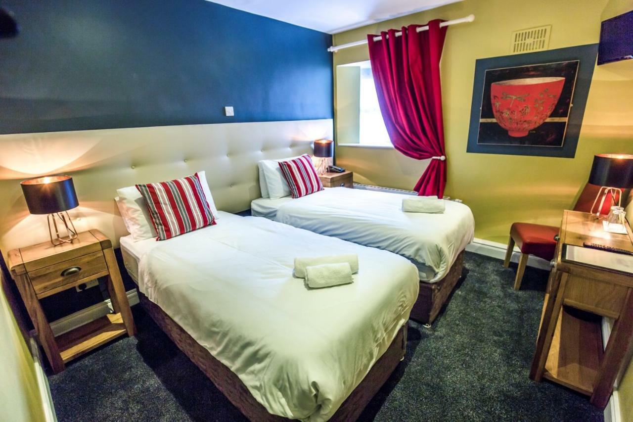 Mc Kevitts Village Hotel Carlingford Eksteriør bilde